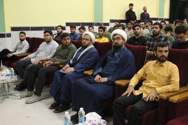 با حضور رئیس مجمع علمای مسلمان لبنان؛
همایش منجی وحدت اسلامی نابودی صهیون در دانشگاه فرهنگیان استان بوشهر برگزار شد 4