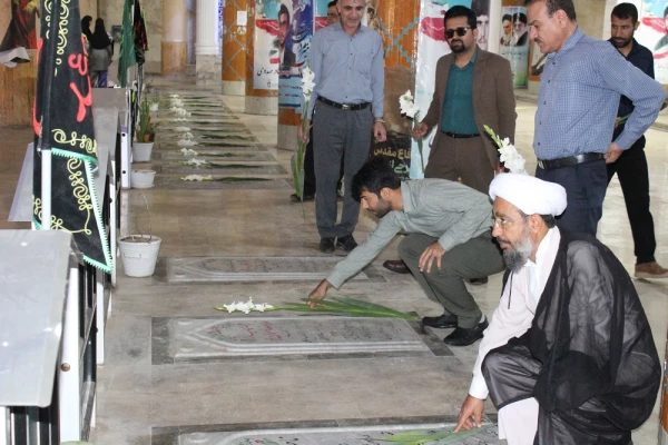 برگزاری آئین تجدید میثاق با شهدا مسئولان و کارکنان دانشگاه فرهنگیان استان بوشهر 7