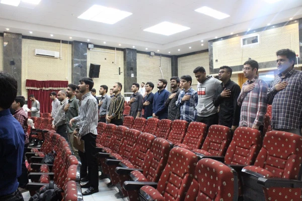 به همت امور فرهنگی و اجتماعی و انجمن علمی آموزش ابتدایی؛
برگزاری کارگاه مدیریت کلاس درس در پردیس علامه طباطبایی بوشهر 2