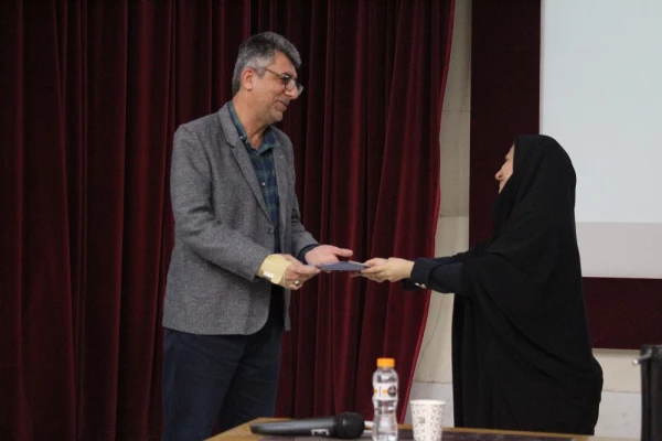 به همت امور فرهنگی و اجتماعی و انجمن علمی آموزش ابتدایی؛
برگزاری کارگاه مدیریت کلاس درس در پردیس علامه طباطبایی بوشهر 2