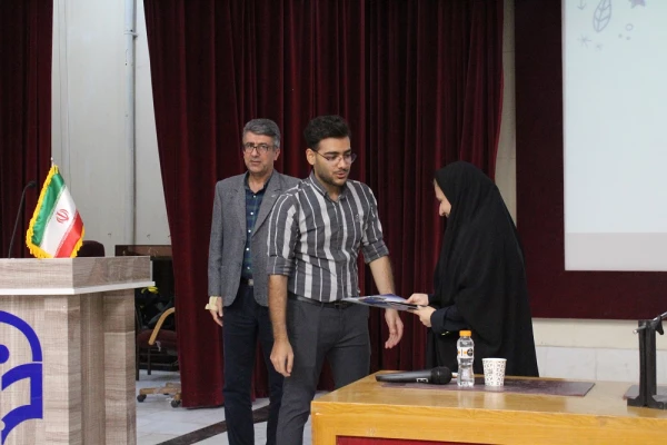 به همت امور فرهنگی و اجتماعی و انجمن علمی آموزش ابتدایی؛
برگزاری کارگاه مدیریت کلاس درس در پردیس علامه طباطبایی بوشهر 2