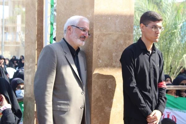 در دانشگاه فرهنگیان استان بوشهر؛
پیکر پاک شهید 17 ساله خوشنام دفاع مقدس تشییع و تدفین شد 3