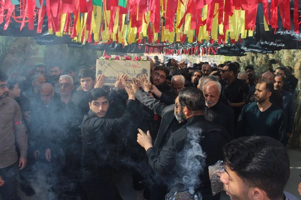 در دانشگاه فرهنگیان استان بوشهر؛
پیکر پاک شهید 17 ساله خوشنام دفاع مقدس تشییع و تدفین شد 12