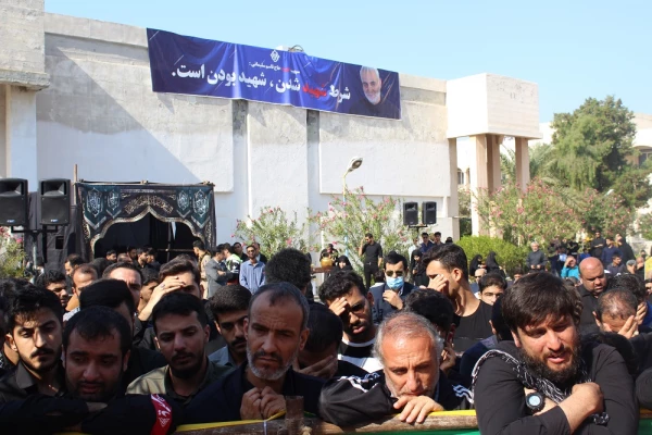 در دانشگاه فرهنگیان استان بوشهر؛
پیکر پاک شهید 17 ساله خوشنام دفاع مقدس تشییع و تدفین شد 32