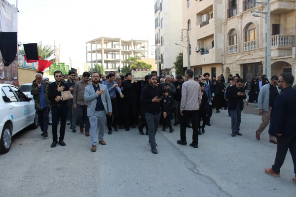 در دانشگاه فرهنگیان استان بوشهر؛
پیکر پاک شهید 17 ساله خوشنام دفاع مقدس تشییع و تدفین شد 3