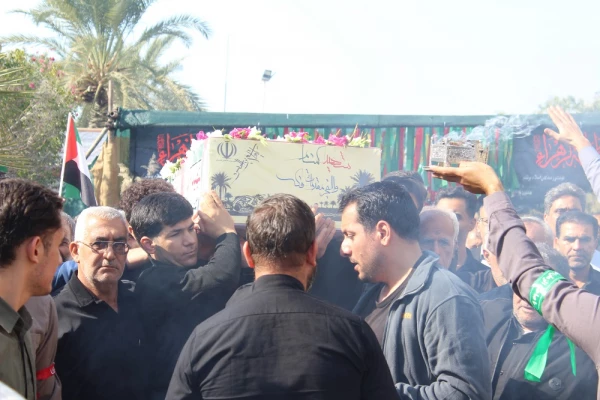 در دانشگاه فرهنگیان استان بوشهر؛
پیکر پاک شهید 17 ساله خوشنام دفاع مقدس تشییع و تدفین شد 11