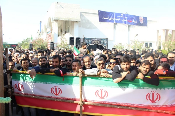 در دانشگاه فرهنگیان استان بوشهر؛
پیکر پاک شهید 17 ساله خوشنام دفاع مقدس تشییع و تدفین شد 3