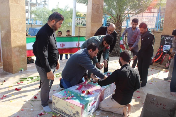 در دانشگاه فرهنگیان استان بوشهر؛
پیکر پاک شهید 17 ساله خوشنام دفاع مقدس تشییع و تدفین شد 5