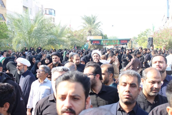 در دانشگاه فرهنگیان استان بوشهر؛
پیکر پاک شهید 17 ساله خوشنام دفاع مقدس تشییع و تدفین شد 7