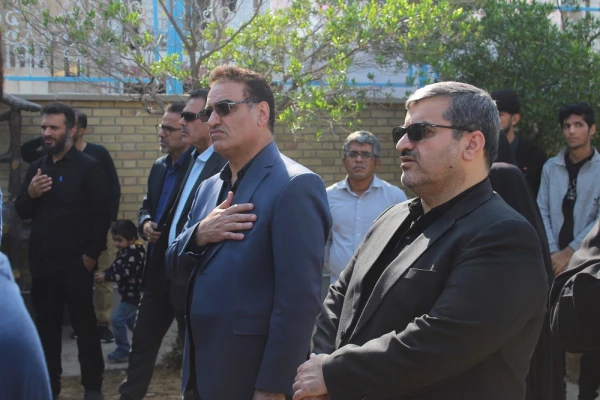 در دانشگاه فرهنگیان استان بوشهر؛
پیکر پاک شهید 17 ساله خوشنام دفاع مقدس تشییع و تدفین شد 31