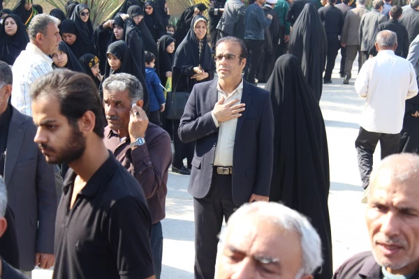 در دانشگاه فرهنگیان استان بوشهر؛
پیکر پاک شهید 17 ساله خوشنام دفاع مقدس تشییع و تدفین شد 40