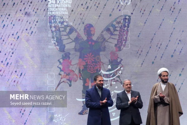 رئیس دانشگاه فرهنگیان استان بوشهر:

کسب رتبه نخست فیلمنامه بخش فرهنگیان 54 جشنواره بین المللی فیلم رشد توسط دانشجومعلم بوشهری 2