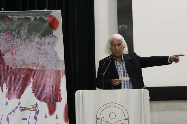 در دانشگاه فرهنگیان استان بوشهر؛
شب شعر ملی-میهنی برگزار شد 2