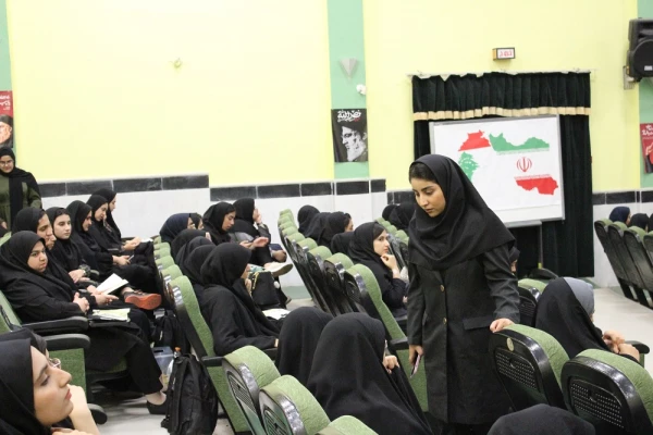 در دانشگاه فرهنگیان استان بوشهر؛
شب شعر ملی-میهنی برگزار شد 2