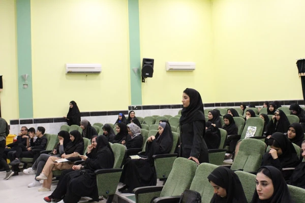 در دانشگاه فرهنگیان استان بوشهر؛
شب شعر ملی-میهنی برگزار شد 3