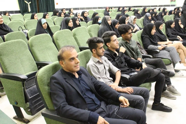 در دانشگاه فرهنگیان استان بوشهر؛
شب شعر ملی-میهنی برگزار شد 2