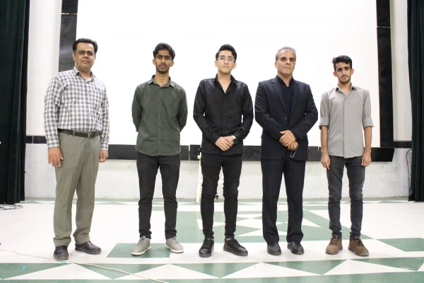 در دانشگاه فرهنگیان استان بوشهر؛
شب شعر ملی-میهنی برگزار شد 4