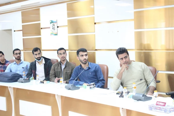 در قالب طرح جامع پیشگیری از آسیب های اجتماعی2/
برگزاری نخستین نشست دوره آموزشی تخصصی پیشگیری از اعتیاد در پردیس علامه طباطبایی  7