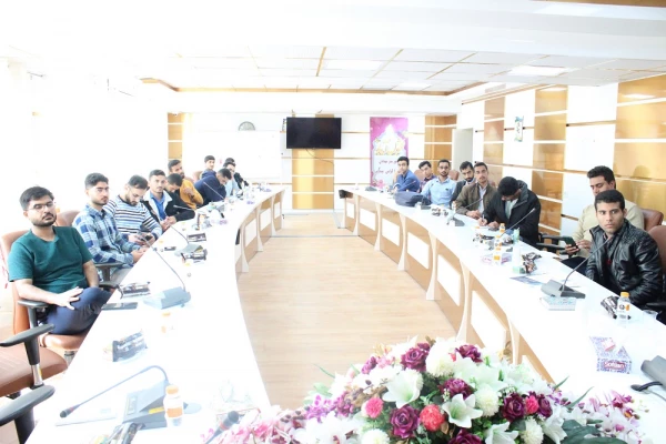 در قالب طرح جامع پیشگیری از آسیب های اجتماعی2/
برگزاری نخستین نشست دوره آموزشی تخصصی پیشگیری از اعتیاد در پردیس علامه طباطبایی  9