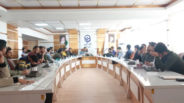 در پردیس علامه طباطبایی بوشهر؛
کارگاه طرح درس نویسی برگزار شد 2