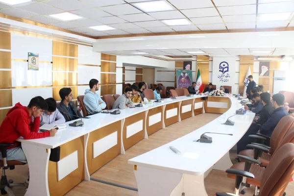 کارشناس مسئول فرهنگی اجتماعی پردیس علامه طباطبایی بوشهر:
شرکت 57 دانشجومعلم در جشنواره قرآن و عترت  2