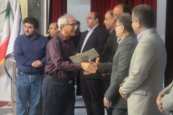 با حضور مدیرکل آموزش و پرورش استان بوشهر؛
آئین پایانی دوازدهمین جشنواره تدریس برتر پردیس علامه طباطبایی بوشهر برگزار شد 4