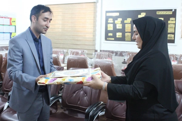 با حضور مدیرگروه دانشگاه فرهنگیان استان بوشهر؛
مدیران و معلمان مدارس مجری کارورزی شهر بوشهر تجلیل شدند 4