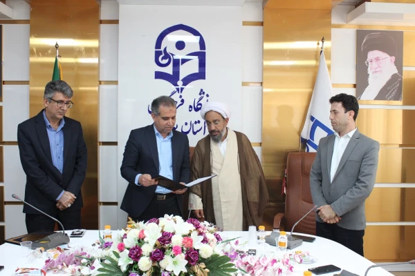 در دانشگاه فرهنگیان استان بوشهر؛
آئین تکریم و معارفه معاونین قدیم و جدید آموزشی پردیس علامه طباطبایی برگزار شد 2