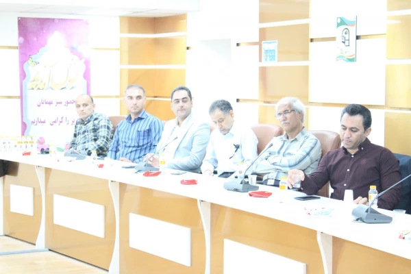 در دانشگاه فرهنگیان استان بوشهر؛
آئین تکریم و معارفه معاونین قدیم و جدید آموزشی پردیس علامه طباطبایی برگزار شد 2