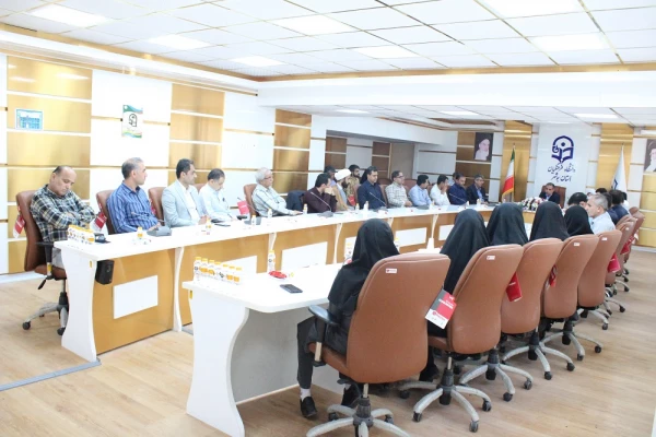 در دانشگاه فرهنگیان استان بوشهر؛
آئین تکریم و معارفه معاونین قدیم و جدید آموزشی پردیس علامه طباطبایی برگزار شد 3