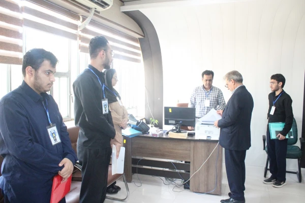 بازدید مدیر منابع انسانی و امور اداری اداره کل آموزش و پرورش استان بوشهر از حوزه های ارزیابی تکمیلی داوطلبان بدو ورود به دانشگاه فرهنگیان 9