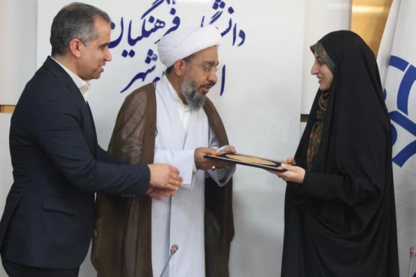 سرپرست پردیس بنت الهدی صدر بوشهر شد 2