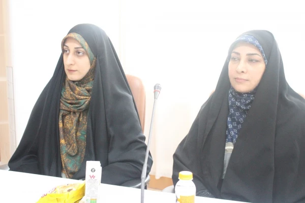 سرپرست پردیس بنت الهدی صدر بوشهر شد 10