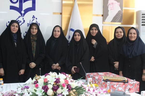 سرپرست پردیس بنت الهدی صدر بوشهر شد 23