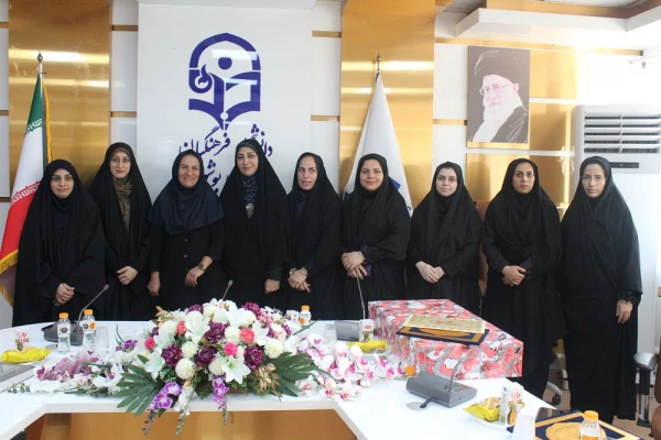 سرپرست پردیس بنت الهدی صدر بوشهر شد 26