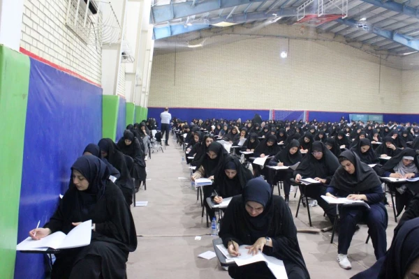 صبح امروز؛
آزمون اصلح 799 مهارت آموز دانشگاه فرهنگیان استان بوشهر برگزار شد 16