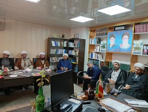 برگزاری نشست مسئول نهاد رهبری دانشگاه فرهنگیان استان بوشهر با مبلغین و ائمه جماعات دانشگاه 4