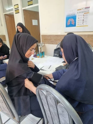 برپایی ایستگاه سلامت جسم و روان در پردیس بنت الهدی صدر بوشهر 8