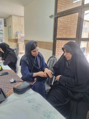 برپایی ایستگاه سلامت جسم و روان در پردیس بنت الهدی صدر بوشهر 11