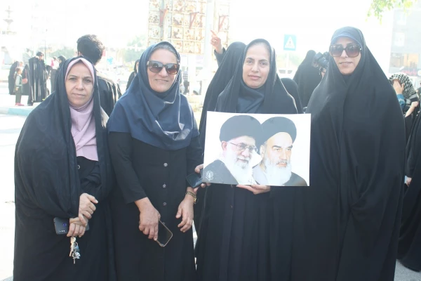 حضور پر شور دانشگاهیان دانشگاه فرهنگیان استان بوشهر در راهپیمایی 13 آبان ماه 11