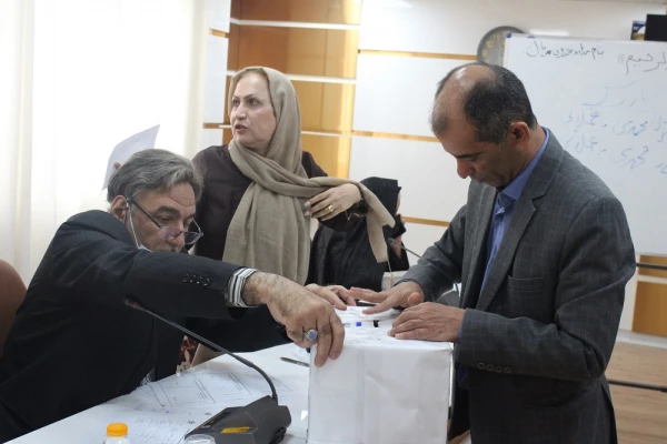 با برگزاری انتخابات مجمع عمومی کانون بازنشستگان؛

انتخاب هیات مدیره و بازرس کانون بازنشستگان دانشگاه فرهنگیان استان بوشهر 2