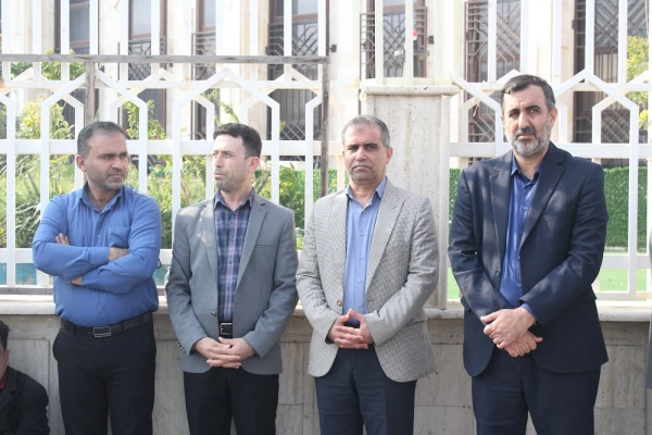 حضور دانشگاهیان دانشگاه فرهنگیان استان بوشهر در مراسم تشییع شهید مدافع امنیت 9