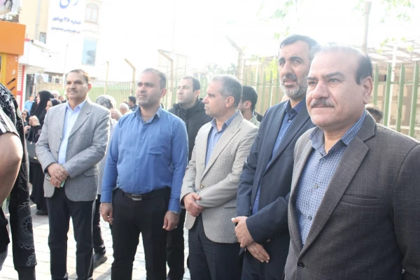 حضور دانشگاهیان دانشگاه فرهنگیان استان بوشهر در مراسم تشییع شهید مدافع امنیت 11